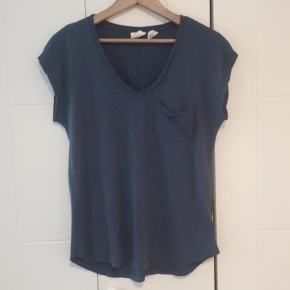 Blue C&C V-Neck Tee Shirt with pocket